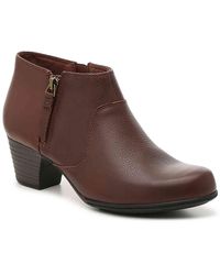 clarks women's valarie sofia fashion boot