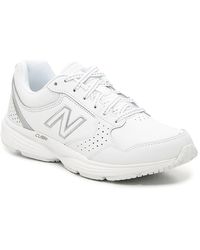 ww411v2 walking shoe