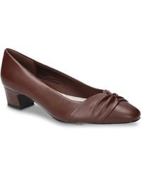 Easy Street - Lyanna Pump - Lyst
