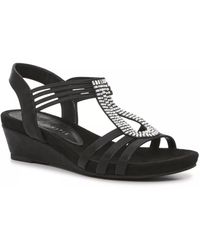 Kelly & Katie - Valka Wedge Sandal - Lyst
