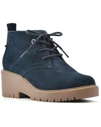 white mountain booties