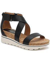 Adrienne vittadini cheers wedge hotsell sandal