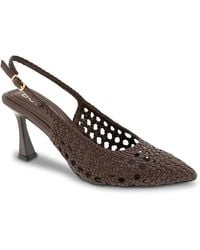 BCBGMAXAZRIA - Issa Pump - Lyst