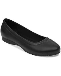 easy spirit dove ballet flat
