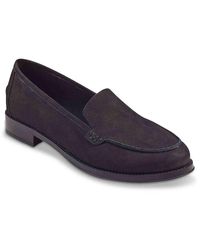 easy spirit moccasins