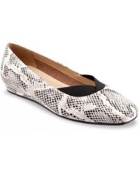 Softwalk - Viana Ballet Flat - Lyst