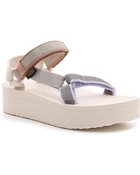 flatform universal karina