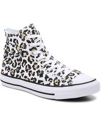 chuck taylor all star moonshot high top