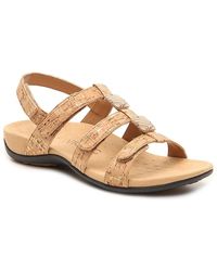 Vionic Leather Rest Mikah Sandal in White | Lyst