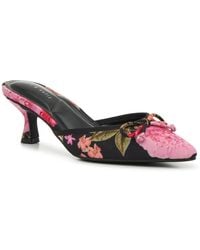 Kelly & Katie - Sashia Pump - Lyst