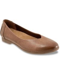 Trotters - Iris Flat - Lyst