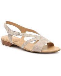 vaneli hirin sandal