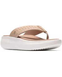 Clarks - Cloudsteppers Solevana Post Sandal - Lyst