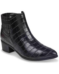 unisa mobii wedge bootie