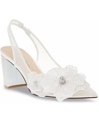 BETSEY JOHNSON*花飾り*キラキラ*ビジュー*上品*パンプス/Avi BETSEY JOHNSON*花飾り*キラキラ*ビジュー*上品*パンプス/Avi