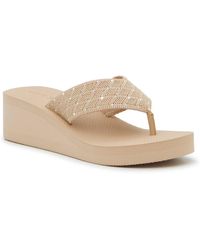 Kelly & Katie - Talor Wedge Sandal - Lyst