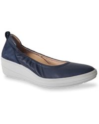 Vionic Leather Jacey Wedge Slip-on in Black - Lyst