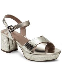 Aerosoles soft gold super comfortable low 2.5 pump