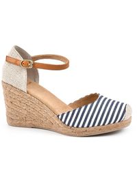 white mountain gabbie wedge sandals