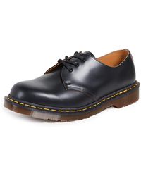 derbies style doc martens