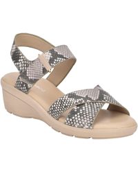 easy spirit kiwi wedge sandals