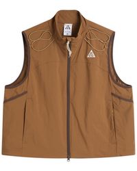 Nike Acg Buttles Vest Black in Gray for Men | Lyst