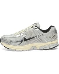 Nike - Vomero 5 Chrome Sneaker - Lyst