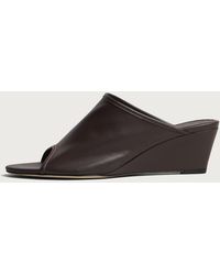 Aeyde - Suzanne Wedge Round Toe Sandals - Lyst