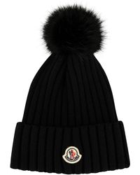 Moncler - Strickmütze mit Bommel aus Kunstfell - Lyst
