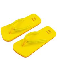 Yume Yume Rubber Xigy Cyber Coconut Lily Flip Flops Womens Shoes Flats and flat shoes Sandals and flip-flops 