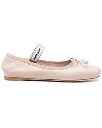 Womens Shoes Flats and flat shoes Ballet flats and ballerina shoes JW Anderson Logo-appliquéd Leather Ballet Flats in White 