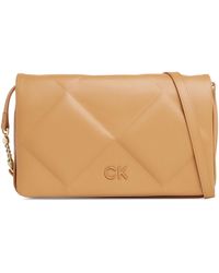 Calvin Klein - Handtasche re-lock quilt shoulder bag k60k611021 brown sugar ga5 - Lyst