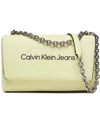 Calvin Klein - Handtasche sculpted ew flap conv25 mono k60k607198 zcw - Lyst