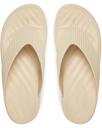 Crocs™ - Zehentrenner Getaway Groove Platform Flip 210700 - Lyst