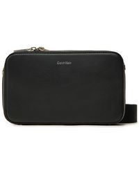Calvin Klein - Umhängetasche Ck Sleek Camera Bag K50K512750 - Lyst