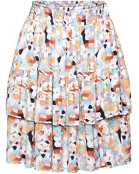 Esprit - Mini-jupe texturée à fleurs - Lyst