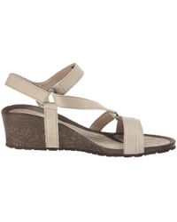 teva cabrillo crossover