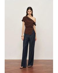 Fabrique - Hazel Asymmetric Ruched One Shoulder Side Slit Fitted Top - Lyst