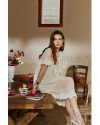 Fabrique - Sophia Lace Embroidery Capelet Short Sleeve Dress - Lyst