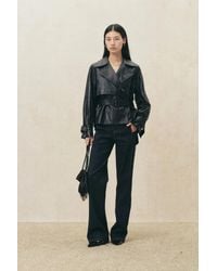 Fabrique - Eliana Belted Cropped Trench Jacket - Lyst