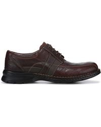 clarks espace oxford