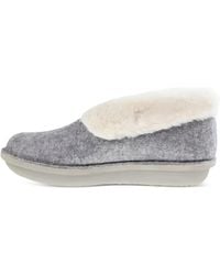 Clarks - Fur Trim Step Flow Low Sandals - Lyst