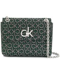Calvin Klein Borsa a spalla Re-Lock con logo - Verde