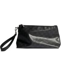 Gucci - Small Essence Classic Gg Supreme Clutch Bag - Lyst