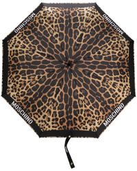 Moschino - Paraguas compacto con motivo de guepardo - Lyst