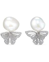 Anabela Chan - 18Kt Witgouden Butterfly Oorbellen Met Parel En Diamant - Lyst