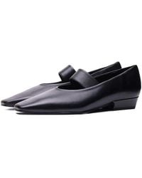 Poche Paris - Strap-Detail Pumps - Lyst
