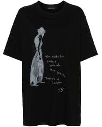 Yohji Yamamoto - Katoenen T-shirt Met Grafische Print - Lyst