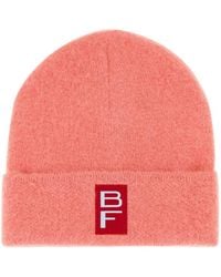 BY FAR - Logo-Patch Knit Beanie - Lyst