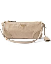 Prada - Re-edition 2002 ショルダーバッグ S - Lyst